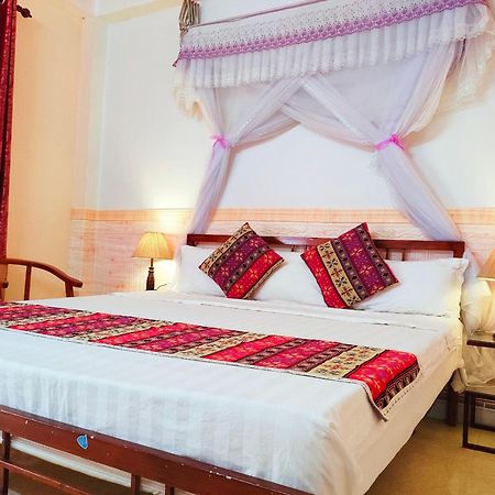 Nguyen Dang Guesthouse サパ エクステリア 写真