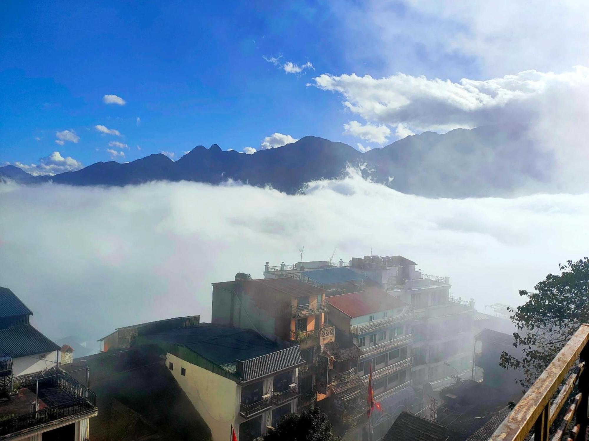 Nguyen Dang Guesthouse サパ エクステリア 写真