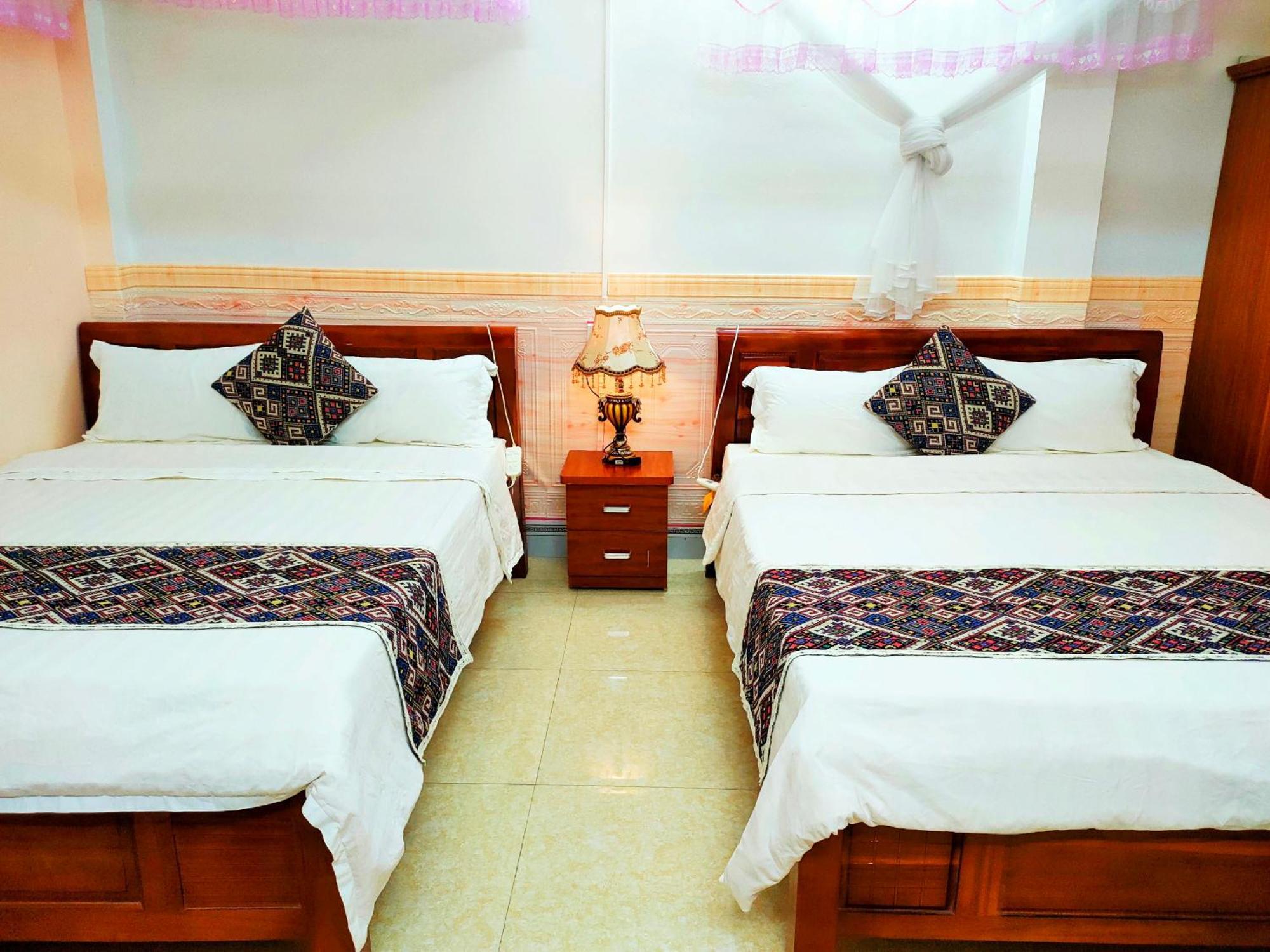 Nguyen Dang Guesthouse サパ エクステリア 写真