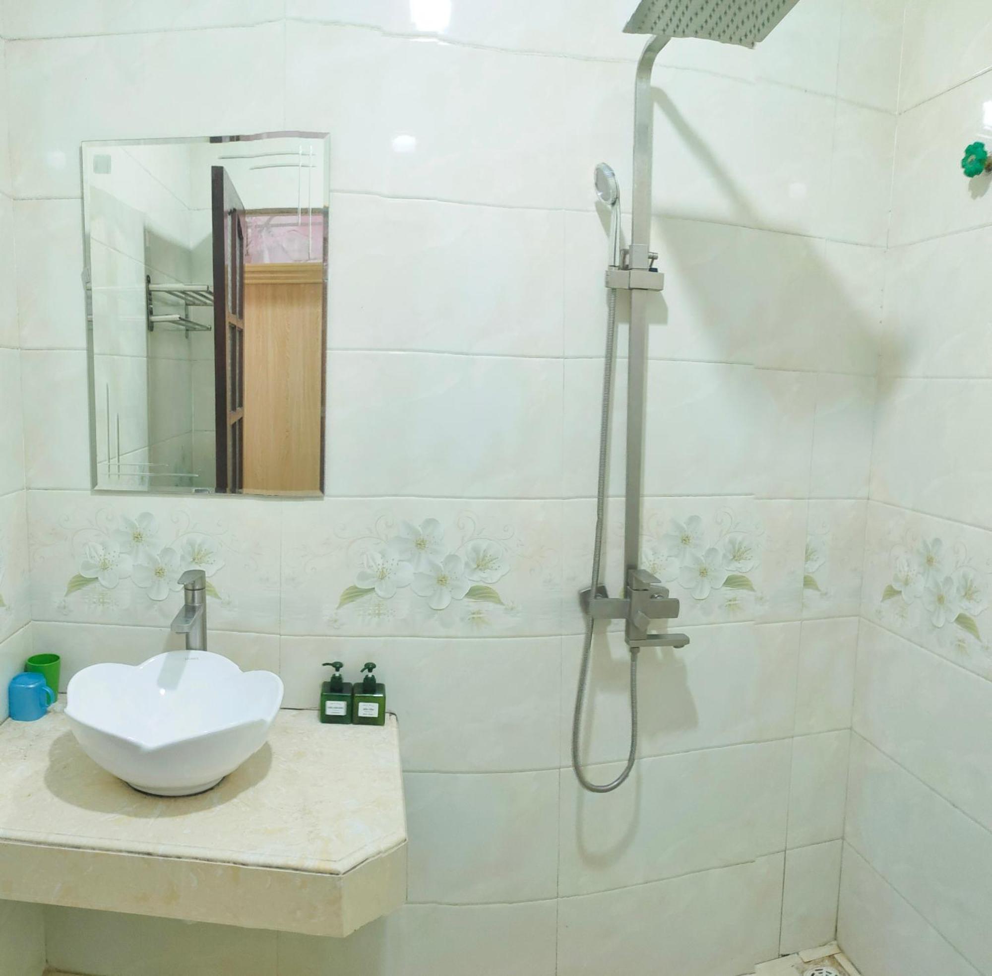 Nguyen Dang Guesthouse サパ エクステリア 写真